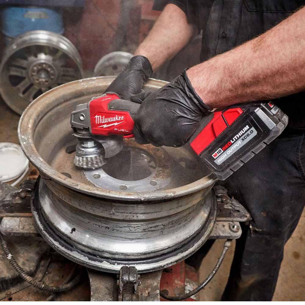 Milwaukee 2888-20 M18 FUEL™ 4-1/2 Inch / 5 Inch Variable Speed Braking Angle Grinder with Paddle Switch and No-Lock Function