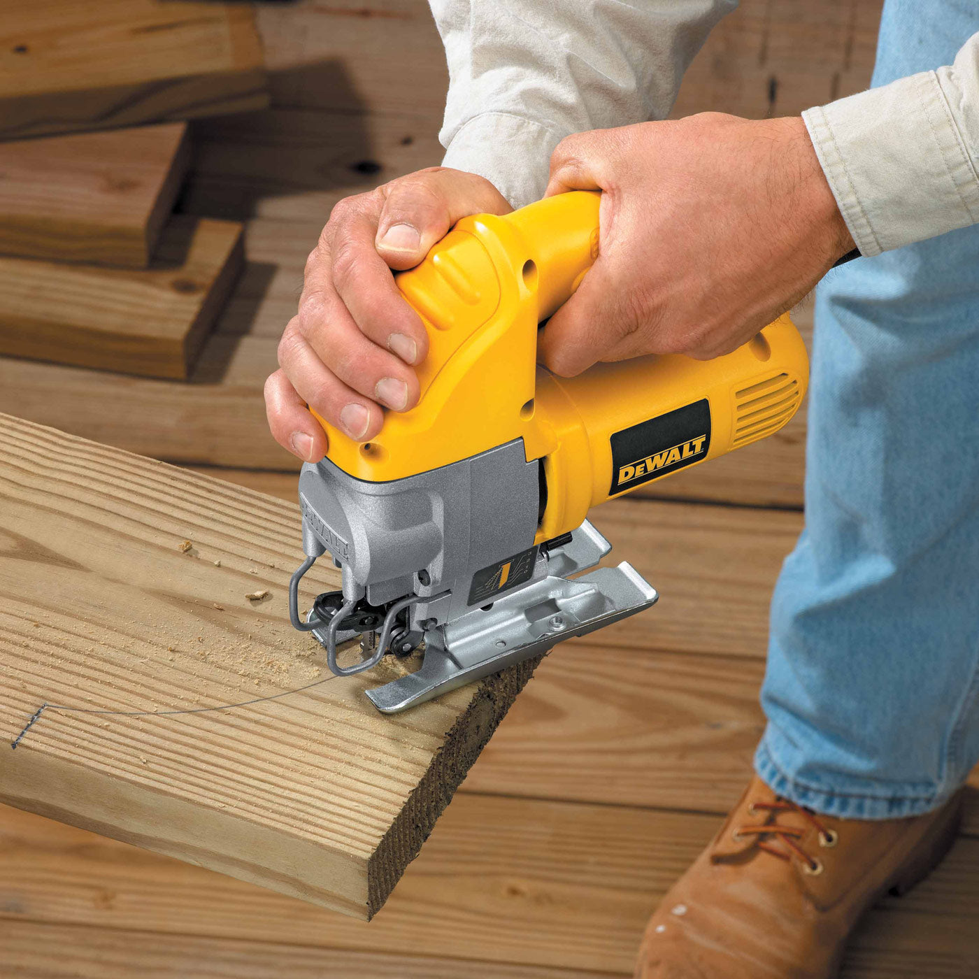 DeWalt DW317K Heavy-Duty Compact Jigsaw Power Tool Kit for Professional Use