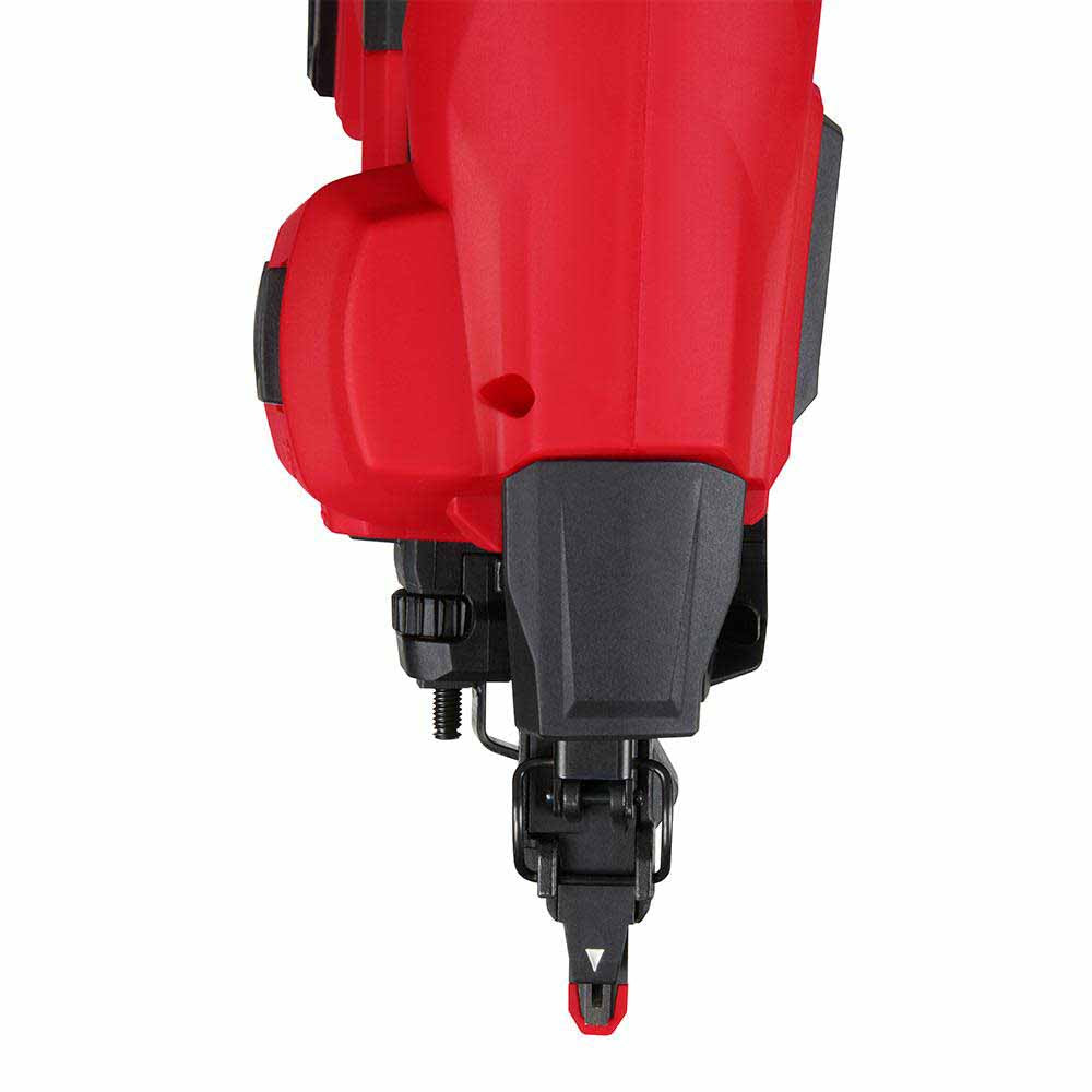 Milwaukee 2839-20 M18 FUEL™ Cordless 15 Gauge Finish Nailer for Professional Carpentry and Remodeling