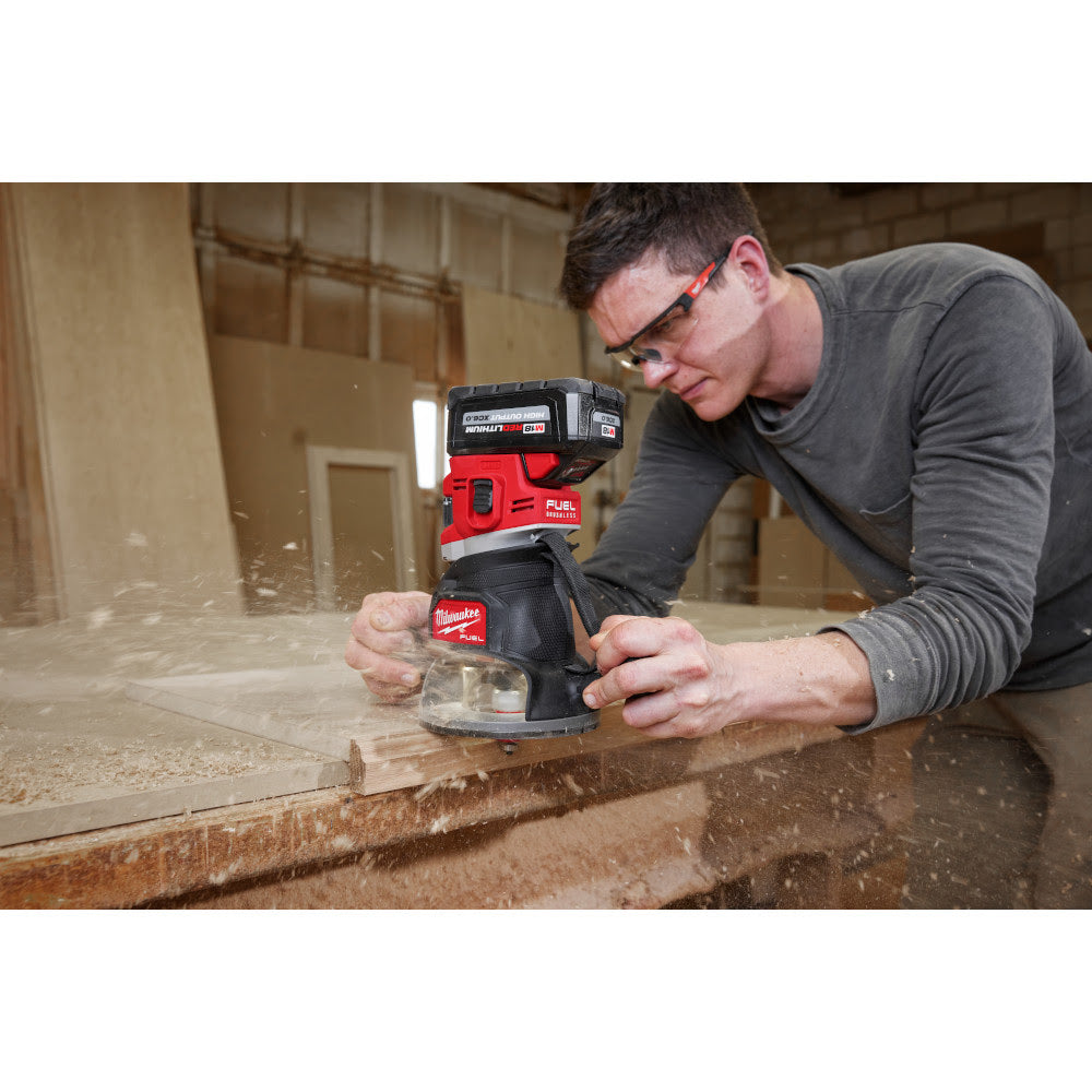 Milwaukee M18 FUEL Cordless 1/2 Inch Router - Ideal for Professional Carpenters and Remodelers