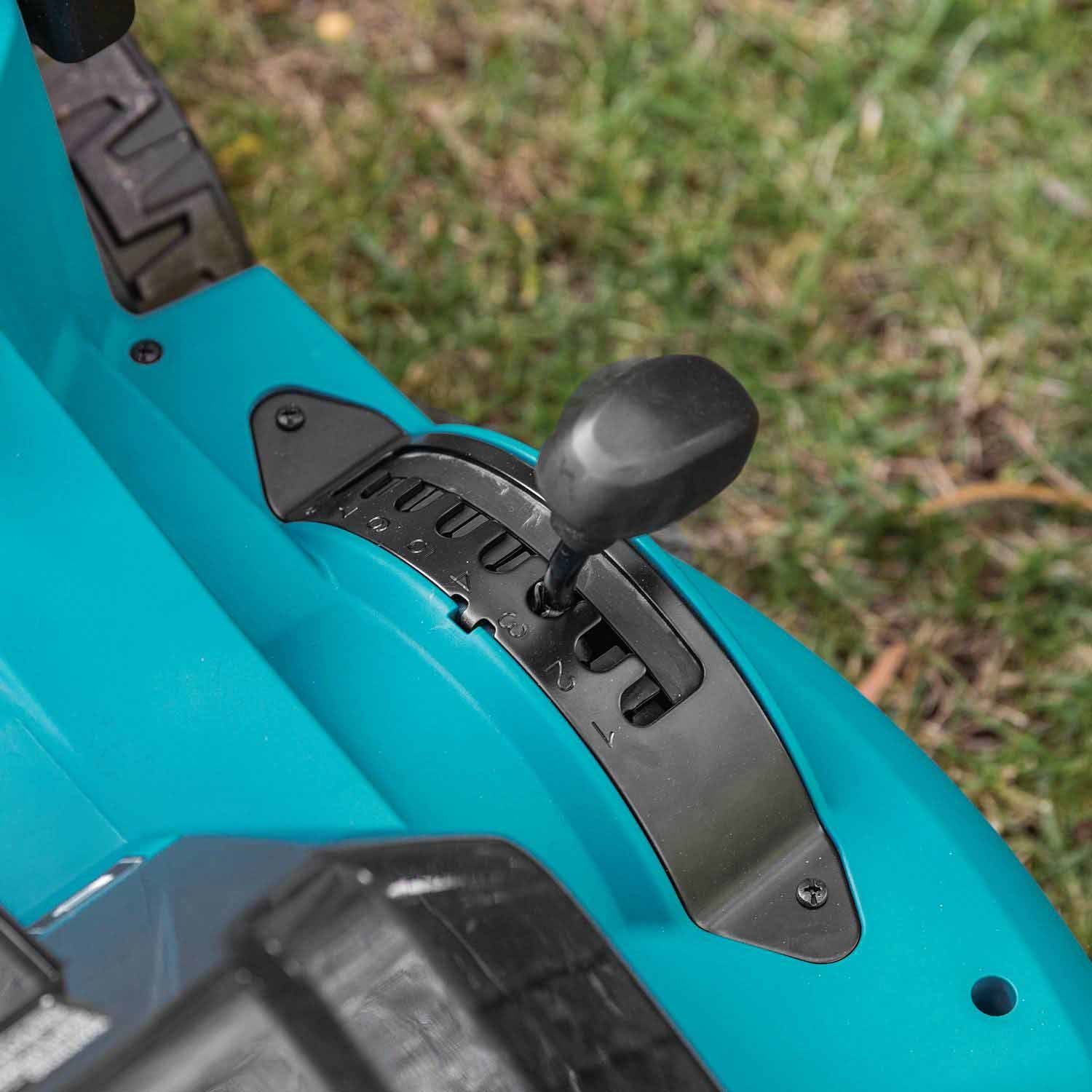 Makita 36V (18V X2) LXT® 21-Inch Cordless Lawn Mower Kit with 4 Batteries